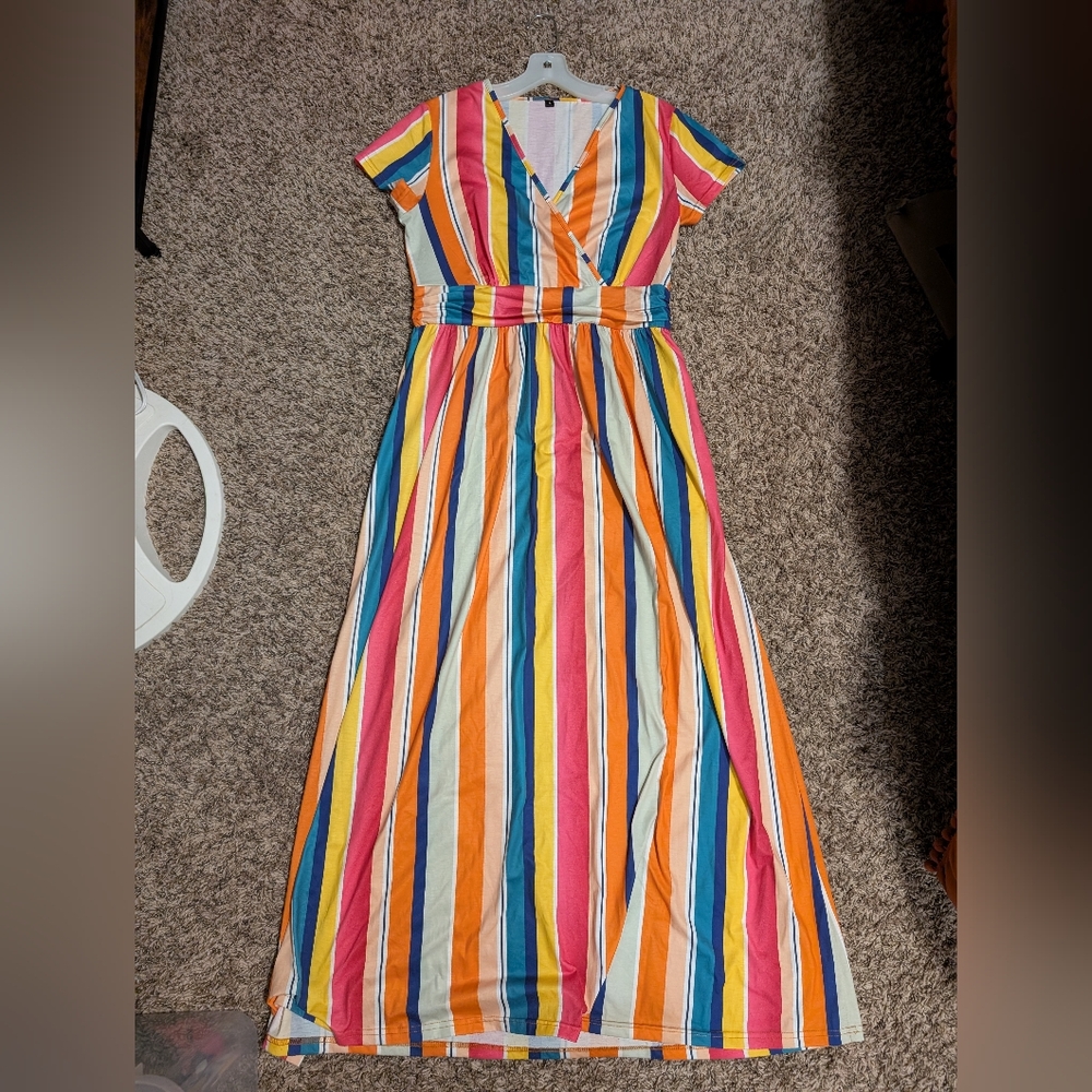 Women's Colorful Dress With Pockets
